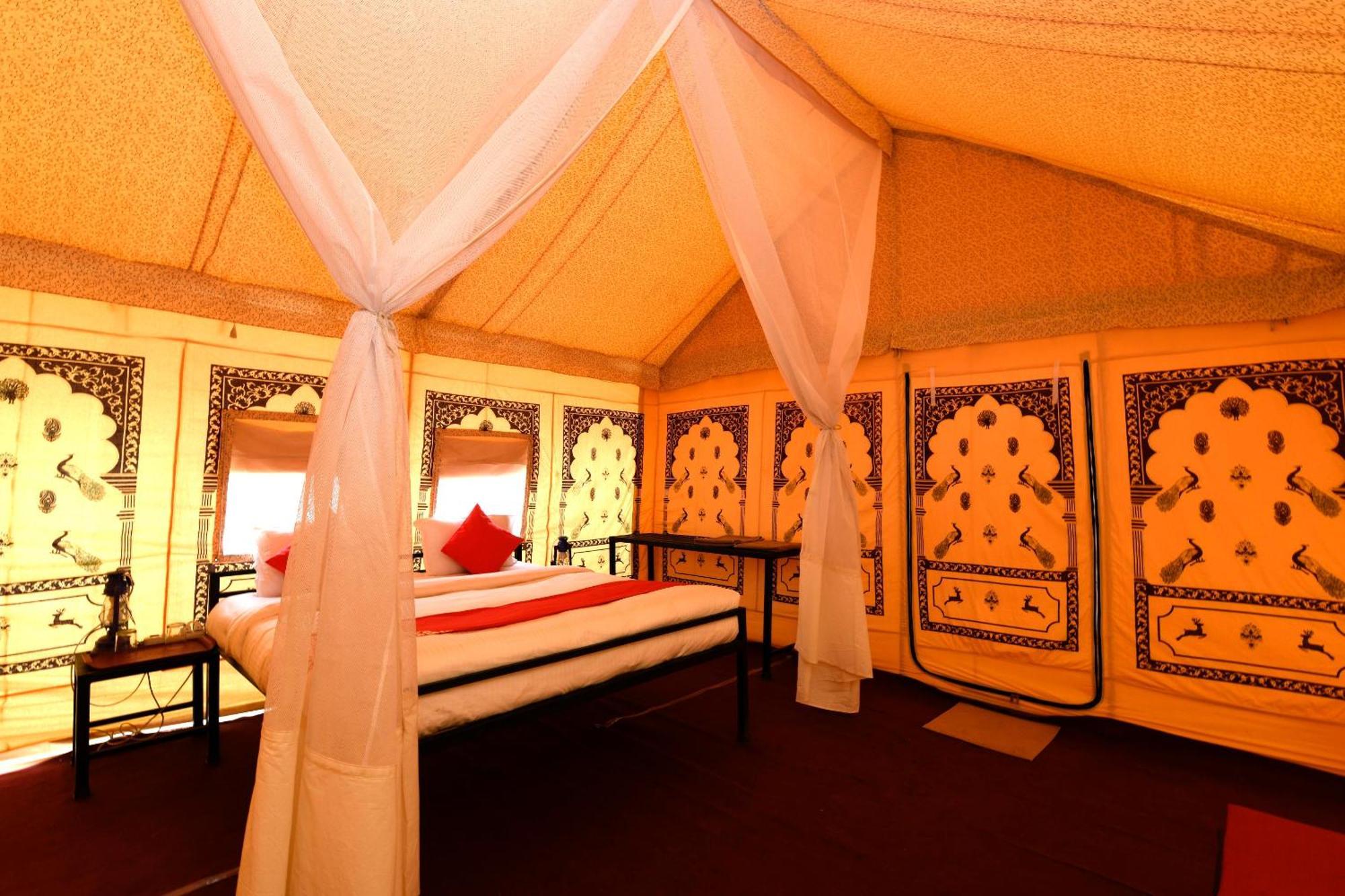 Collection O Amigo Camps Otel Sām Dış mekan fotoğraf